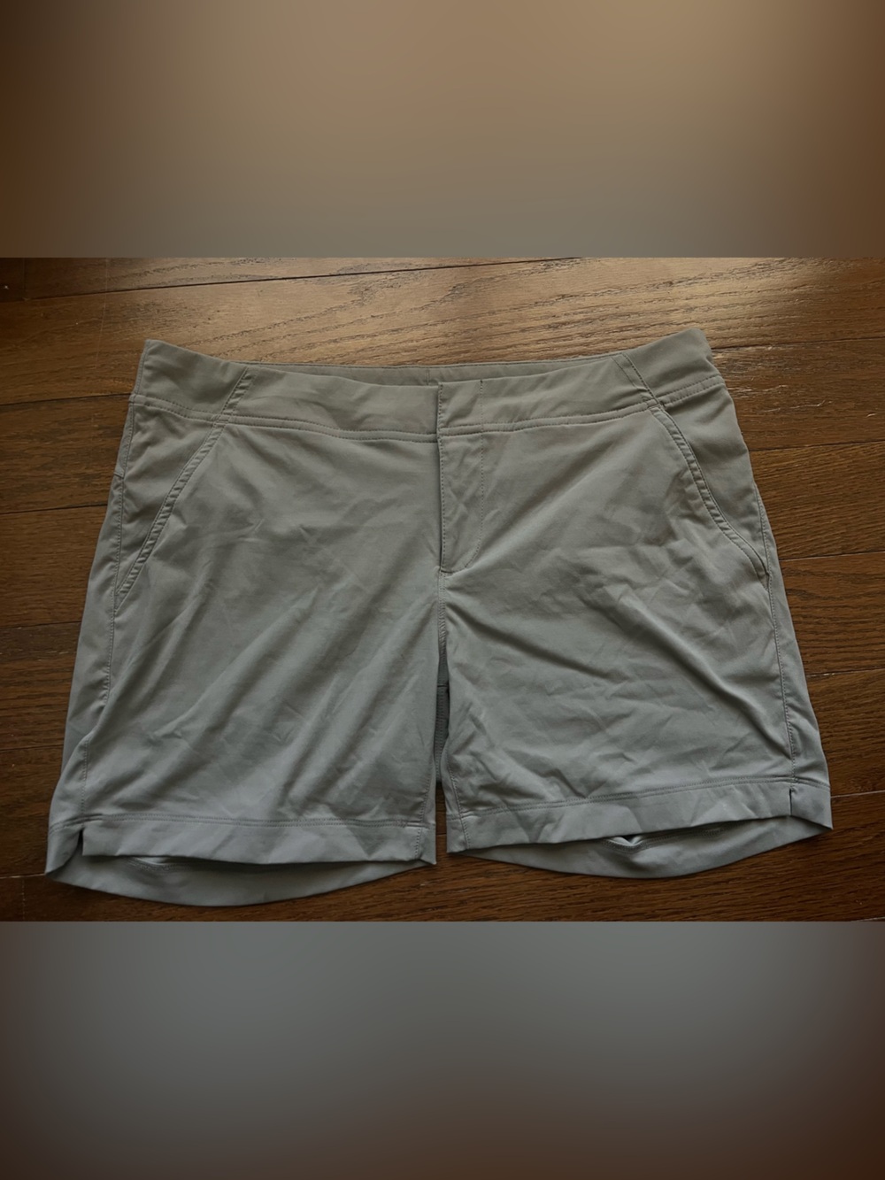 Columbia Light Gray Outdoor Stretch Shorts